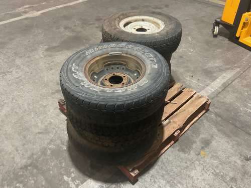 slide-items-3