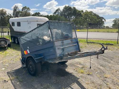 slide-items-0