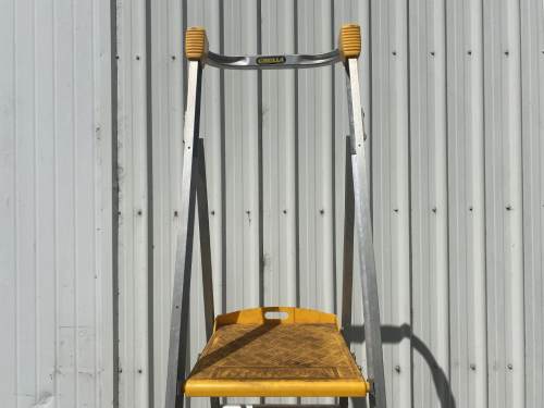 slide-items-4