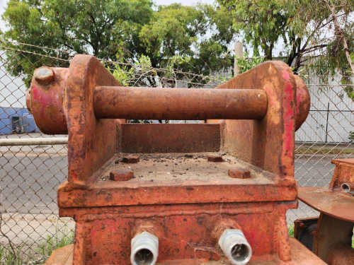slide-items-3