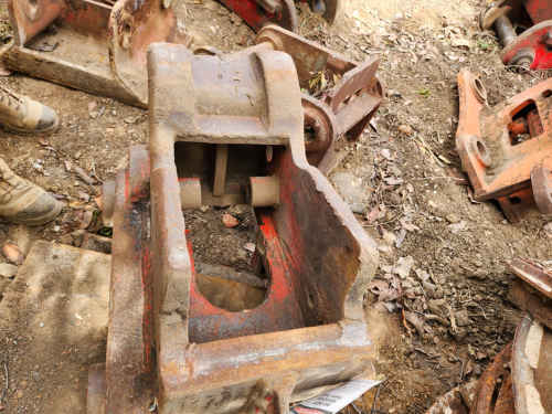 slide-items-3