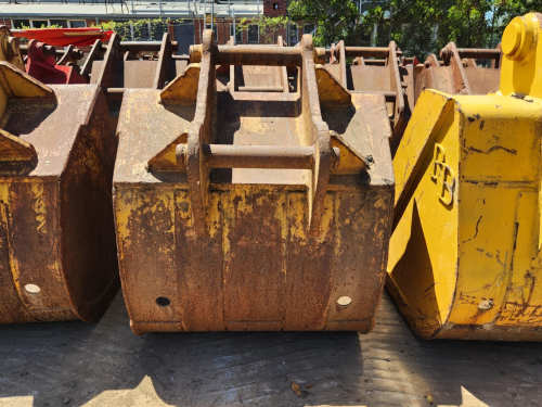 slide-items-3