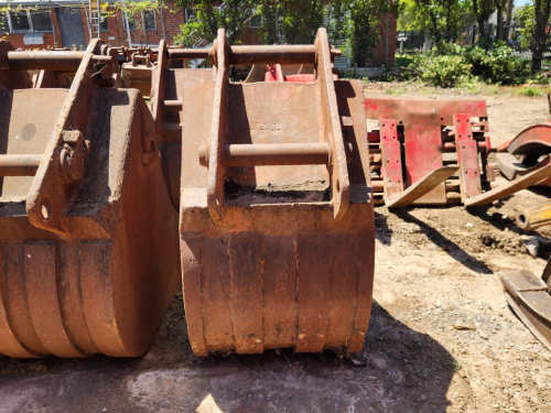slide-items-3