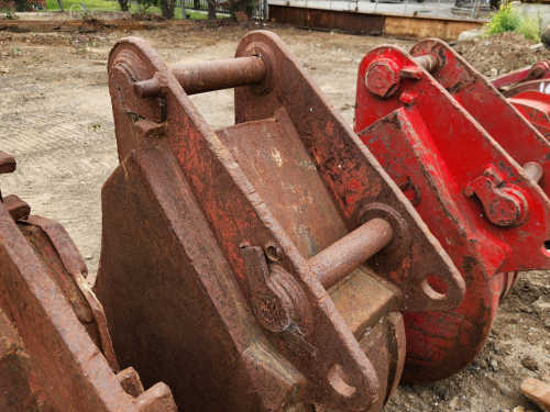 slide-items-2