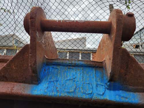 slide-items-2