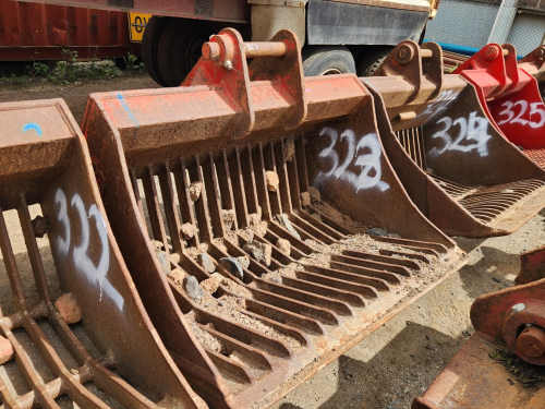 slide-items-1