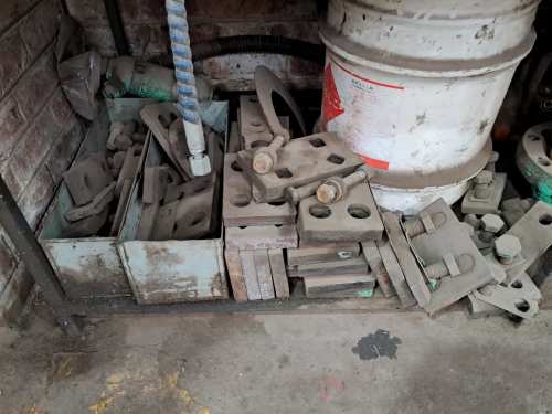 slide-items-4