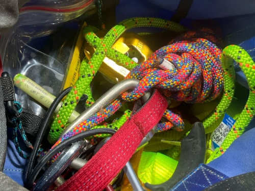 slide-items-2
