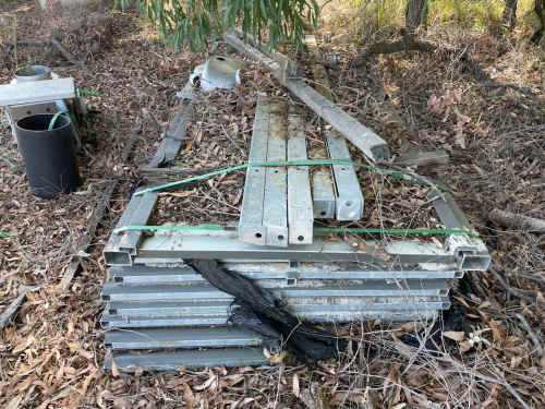 slide-items-3