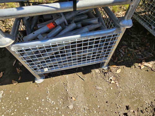 slide-items-3