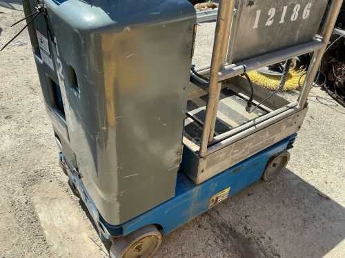 slide-items-4