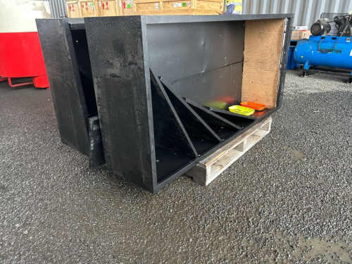 slide-items-3