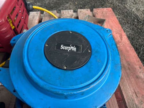 slide-items-4