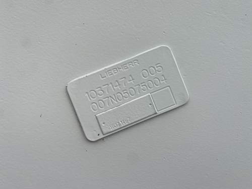 slide-items-3