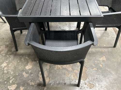 slide-items-3