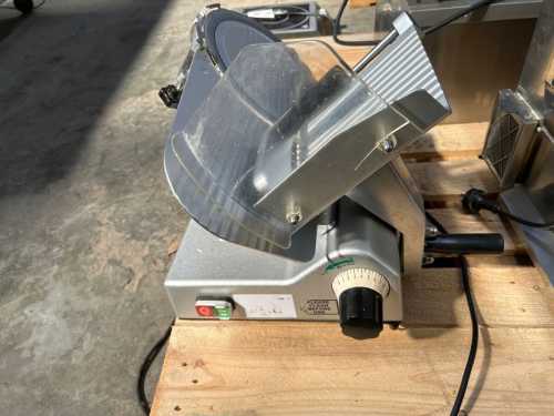 slide-items-4