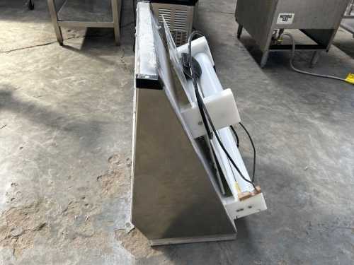 slide-items-3