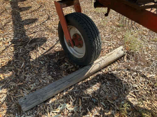 slide-items-3