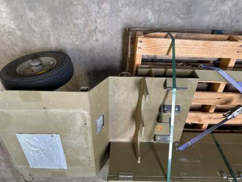 slide-items-3