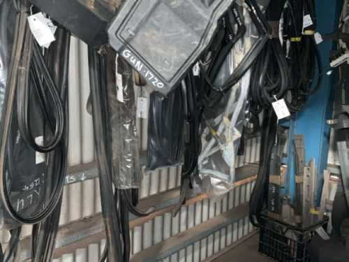 slide-items-4