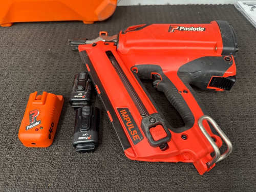 slide-items-4