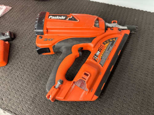 slide-items-4