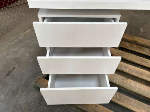 slide-items-4