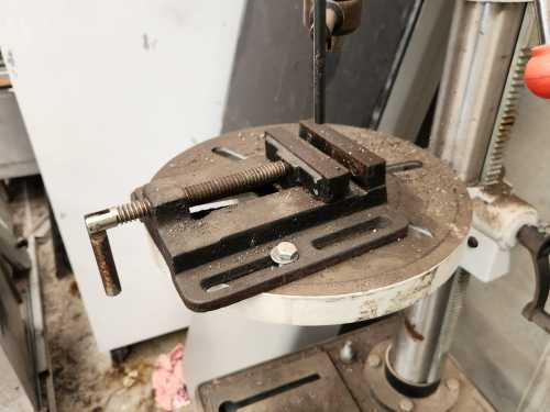 slide-items-3