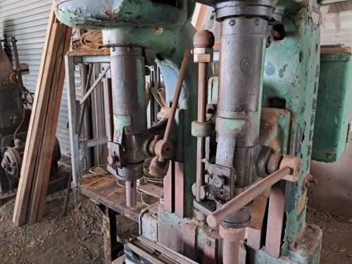 slide-items-3