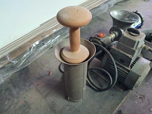 slide-items-4