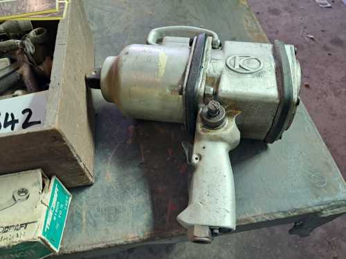 slide-items-3