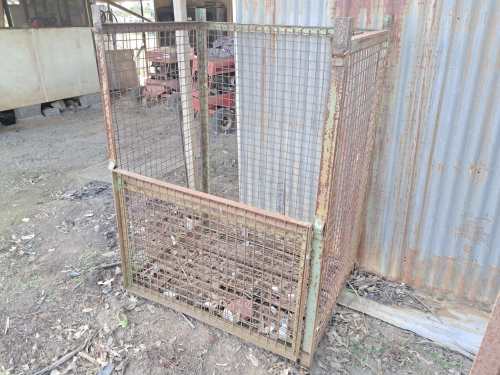 slide-items-4