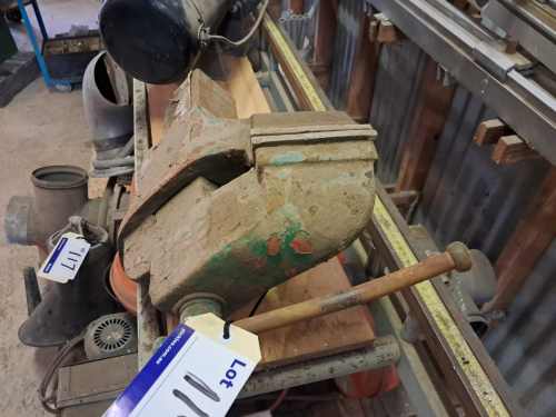 slide-items-1