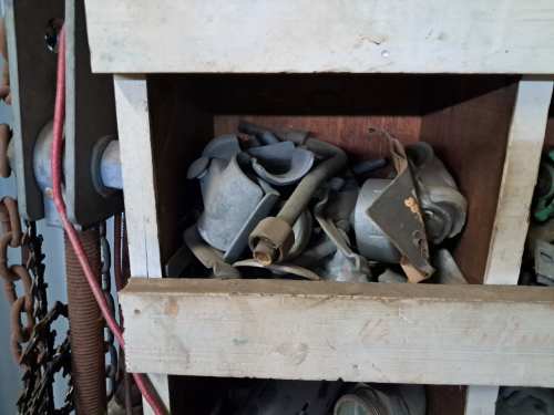 slide-items-2