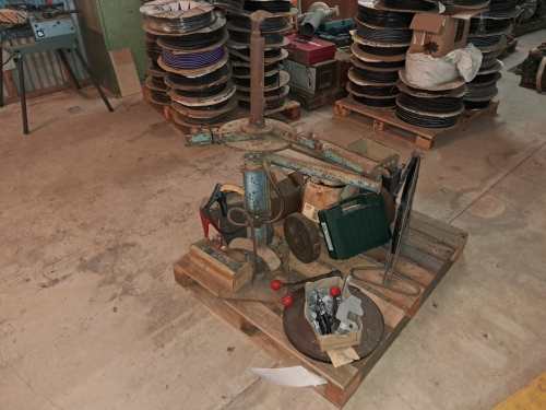 slide-items-2