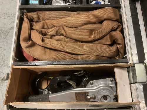 slide-items-2