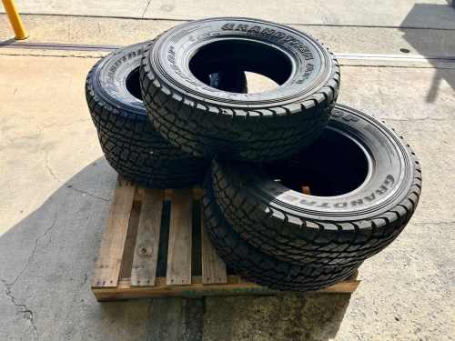 slide-items-3