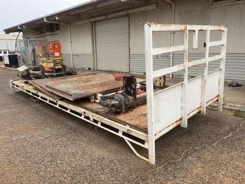 slide-items-1