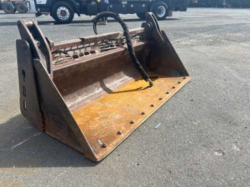 slide-items-3