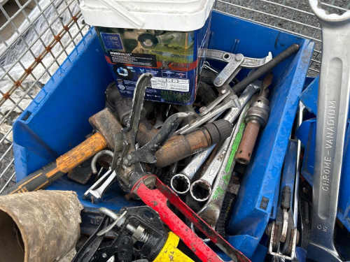 slide-items-4