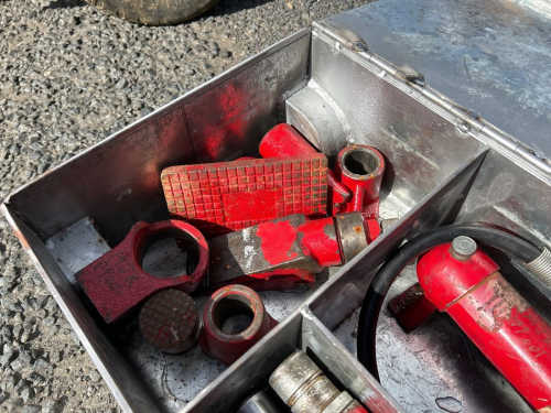 slide-items-3