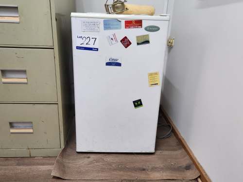 slide-items-3