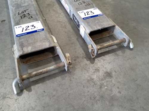 slide-items-4