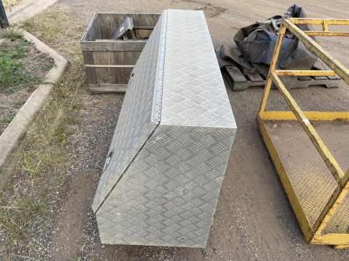 slide-items-3