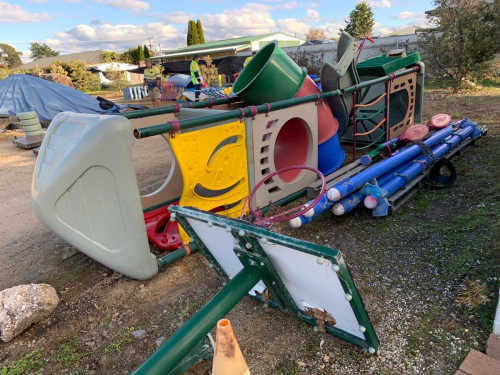slide-items-3