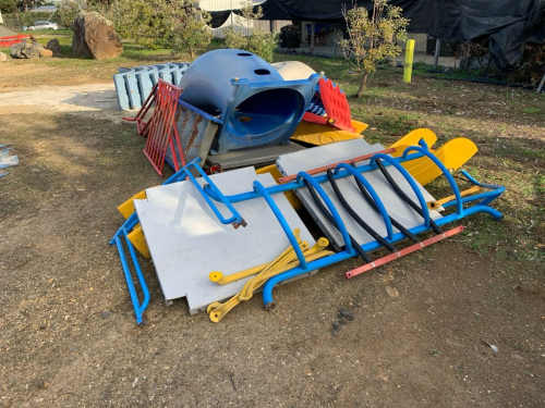 slide-items-0