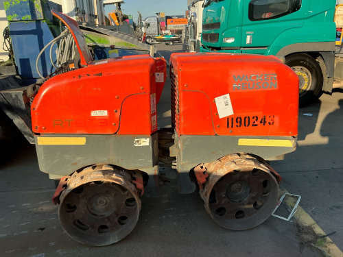 slide-items-3
