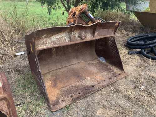 slide-items-0