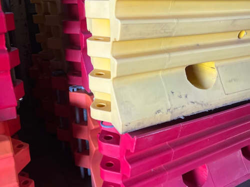slide-items-1