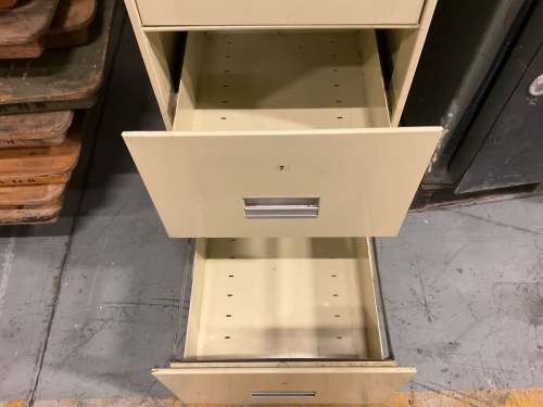 slide-items-1